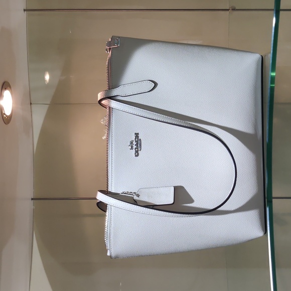 New! CW395 XG Fiona Tote in Sv/Chalk, $298 Retail - Picture 5 of 6